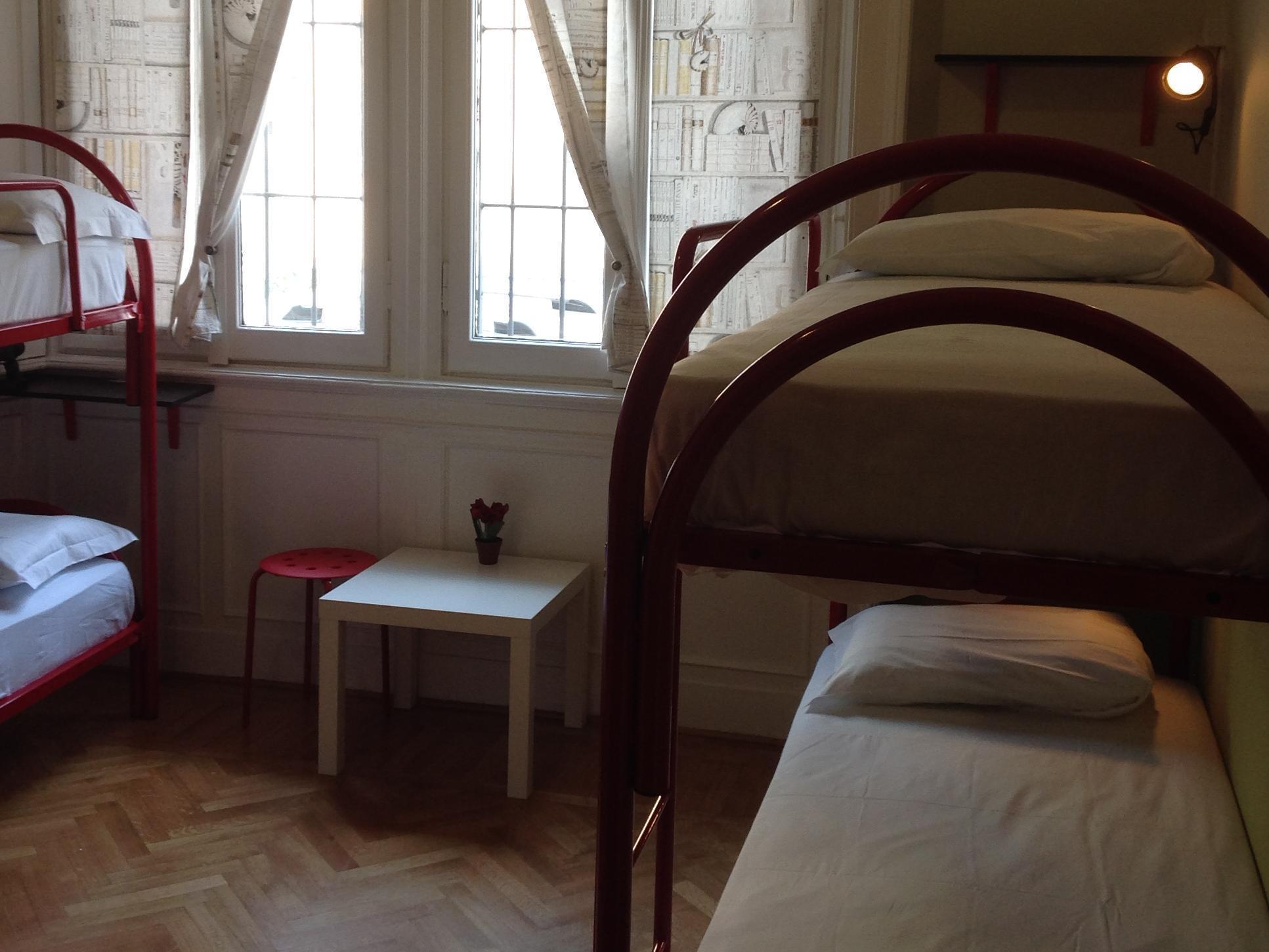 Hostel Lumiere Милано Екстериор снимка