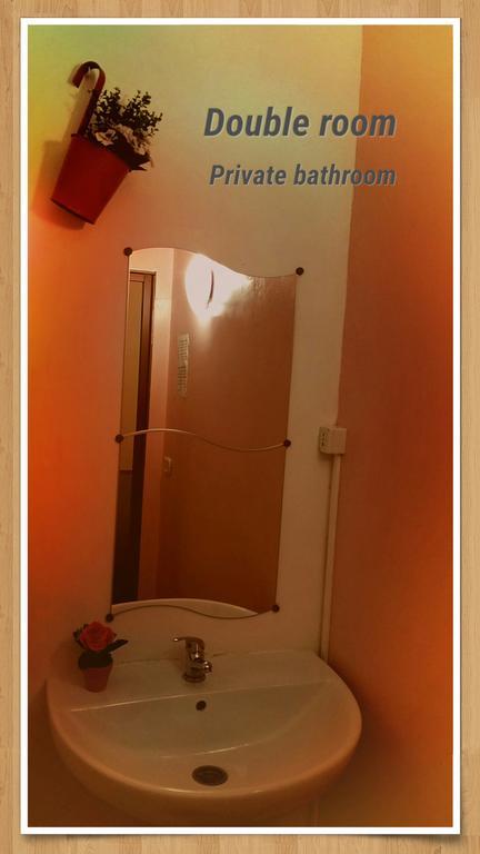 Hostel Lumiere Милано Екстериор снимка