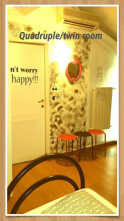 Hostel Lumiere Милано Екстериор снимка