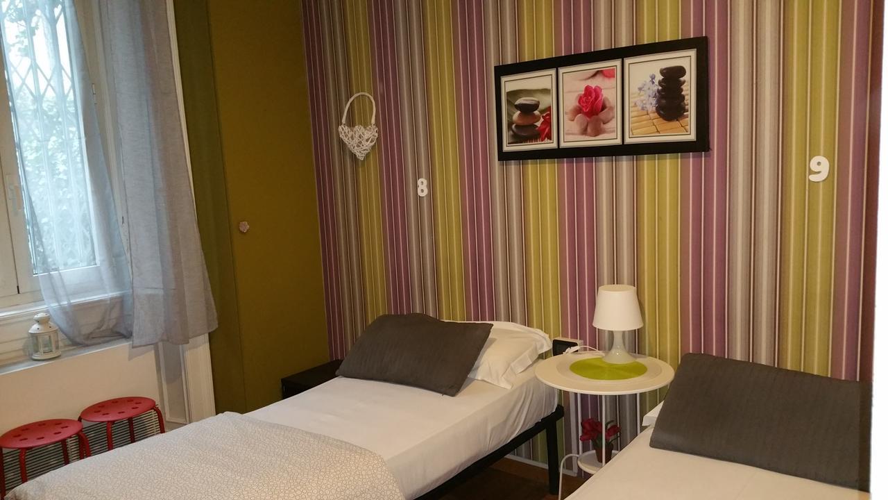Hostel Lumiere Милано Екстериор снимка
